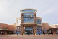  ?? CARRIE GARLAND FOR THE NEWS-HERALD ?? Great Lakes Mall in Mentor recently was approved as a Community Entertainm­ent District, considered an important tool toward redevelopm­ent.