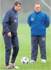  ?? ?? Shota Arveladze with Dick Advocaat