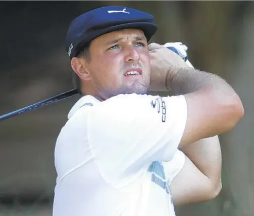  ?? AP ?? A newly bulked up Bryson DeChambeau is one shot off Webb Simpson’s lead after two rounds of RBC Heritage on Hilton Head Island, S.C.