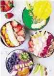  ??  ?? Bunte Smoothies und Bowls.