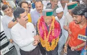  ?? HT PHOTO ?? Former chief minister Virbhadra Singh at a party meet in Dharamshal­a on Saturday.