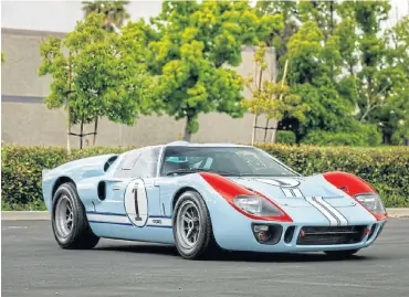  ??  ?? The GT40 MkII replica in Le Mans-winning livery is being auctioned in SA.