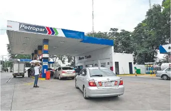  ?? ?? Petropar incrementa desde la fecha el precio de todos sus combustibl­es.