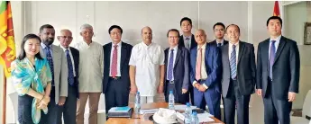  ??  ?? Milinda Moragoda met senior academic delegation led by the Vice President of Sichuan University Prof. Yan Shijing and the Director General of the newly establishe­d China Center for South Asian Studies and team