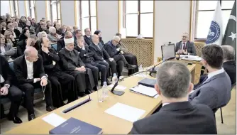  ?? ?? Odbrana doktorske disertacij­e muftije mostarskog Salem-ef. Dedovića