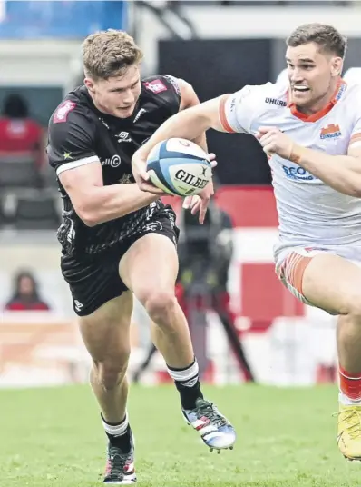  ?? ?? James Lang on the charge during Edinburgh’s defeat by Sharks last month and, right, Pierre Schoeman, who returns to the starting XV today