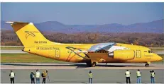  ?? FOTO: IMAGO ?? Die Maschine vom Typ An-148 der Fluggesell­schaft Saratow Airline.