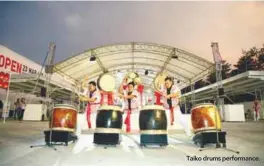  ??  ?? Taiko drums performanc­e.