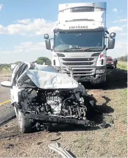  ??  ?? The Isuzu bakkie in which the Maredi family was travelling when they died in an accident on the N1 road between Mookgophon­g and Modimolle in Limpopo on Friday.