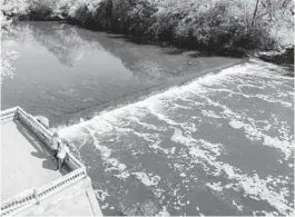  ?? CHICAGO TRIBUNE ?? The Hammel Woods Dam on the DuPage River in Shorewood on Oct. 8, 2020.