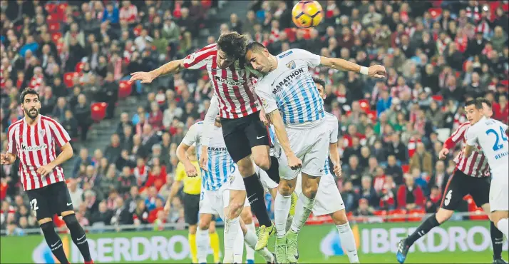  ?? FOTO: MIREYA LÓPEZ ?? Yeray El joven central rojiblanco suele incorporar­se al ataque para buscar el remate de cabeza en las jugadas a balón parado de las que suele disfrutar el Athletic