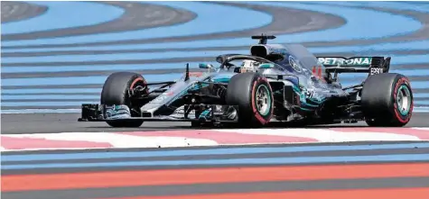  ?? AFP ?? Mercedes-Pilot Lewis Hamilton fuhr im GP Frankreich von der Pole weg und feierte einen souveränen Start-Ziel-Sieg.