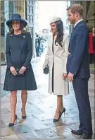  ??  ?? Kate Middleton, Meghan Markle et le prince Harry le 12 mars.