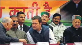  ?? DEEPAK SANSTA /HT ?? (From left) AICC general secretary Sushil Kumar Shinde, state chief Sukhwinder Sukhu, president Rahul Gandhi and exCM Virbhadra Singh in Shimla on Friday.