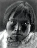  ??  ?? BELOW
Portrait of Nungusuitu­q c. 1913–14 by
Robert Flaherty COURTESY THE ROBERT AND FRANCES FLAHERTY STUDY CENTER