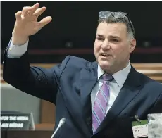  ?? THE CANADIAN PRESS ?? Eric Lindros appears before the House of Commons’ health committee sports-related concussion­s Wednesday.