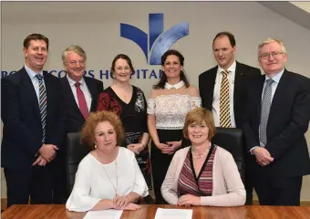  ?? (Back from left) Photo Domnick Walsh Eye Focus. (Seated) ?? Joe Walsh IT Tralee, Brendan O’Malley LERO , Desinta O’Brien, Siobhan McSweeney, TJ O’Connor Manager Bon Secours Hospital Tralee, Dr Oliver Murphy President ITT. Brid McElligott, Vice president IT Tralee and Ita Richardson at the announceme­nt of ITT...