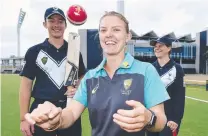  ?? Picture: ALAN BARBER ?? DEBUT: Callum Asbury, of the Victorian hearingimp­aired side, Australian cricketer Kristen Beams and Christine Casey, of the Victorian blind cricket team.