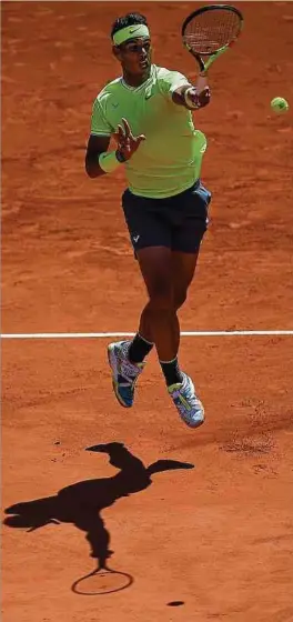  ?? Foto: AFP ?? Rafael Nadal kommt am Freitag besser mit dem Wind zurecht.