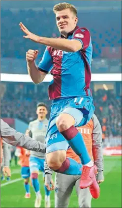  ??  ?? Alexander Sorloth, jugador del Trabzonspo­r.