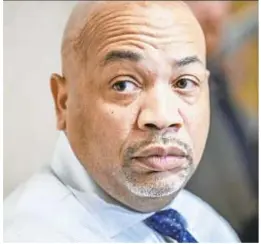  ?? ?? Gov. Hochul has hit stiff headwinds as she tries to get her budget priorities through the Legislatur­e. Sen. Liz Krueger (top) said Thursday it is wise for states to invest during economic slow periods. Assembly Speaker Carl Heastie (above) took on bail reform, saying it has become politicize­d.