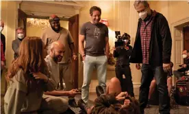  ?? Photograph: Laura Radford/Netflix ?? ‘It was such a gift, meeting people that weren’t like my immediate family’ … Karen Gillan, Keegan-Michael Key, Samson Kayo, David Duchovny, Judd Apatow and Pedro Pascal on the set of The Bubble.