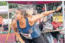  ?? FOTO: RUPPENTHAL ?? Christin Hussong vom LAZ Zweibrücke­n gewann in Rehlingen das Speerwerfe­n der Frauen, verpasste aber die WM-Norm.