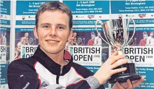  ??  ?? Squash champions Lisa Aitken and Peter Nicol.