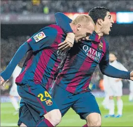  ?? FOTO: PERE PUNTÍ ?? Los goleadores Mathieu y Luis Suárez firmaron el último triunfo en el Camp Nou