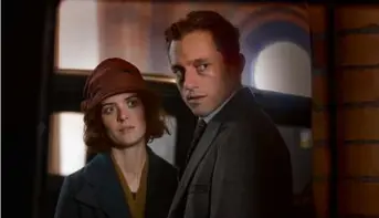  ?? Mhz choice ?? Liv Lisa Fries and Volker Bruch in “Babylon Berlin.”