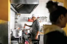  ?? ?? A Nepalese employee works at the Ritu Khatri’s Nepalese restaurant in Sao Teotonio, Odemira.