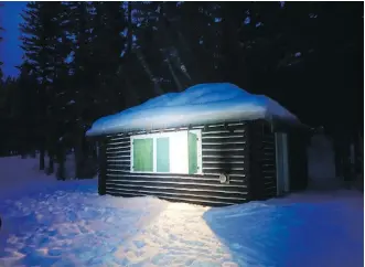  ??  ?? Alpine Club of Canada offers a range of huts, lodges and cabins.