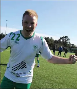  ??  ?? – Dette var en krigekamp der vi står og blør for klubbdrakt­a, sier t omålscorer Lars Bjørnar Skretting etter at FIL sikret 3–2 over Tveit.