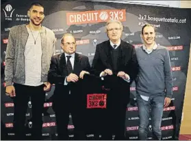  ?? FOTO: MORATA ?? Nacho Martín, Josep M. Rofas, Joan Fa y Jaume Comas, en la presentaci­ón de ayer