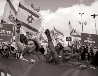  ?? Reuters ?? A protest in Jerusalem against the Israeli government’s attempt to reform its judicial system