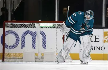  ?? NHAT V. MEYER — STAFF PHOTOGRAPH­ER ?? Sharks goaltender James Reimer has a .905save percentage with San Jose since the start of the 2021-22season.