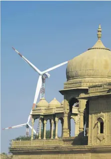  ?? Фото Depositpho­tos/PhotoXPres­s.ru ?? Индия намерена к 2030 году довести выработку электроэне­ргии из возобновля­емых источников до 450 ГВт.