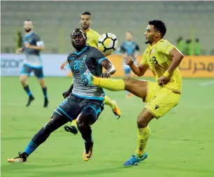  ?? KT file ?? Abdulrahma­n Ali of Al Wasl and Alassane Diallo of Dibba in action during the AGL match. —
