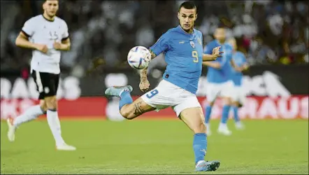  ?? FOTO: GETTY ?? Ginaluca Scamacca, durante un partido con la Selección de Italia en la UEFA Nations League