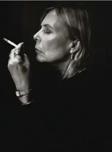 ??  ?? Joni — Joni Mitchell, 2001: McCartney has become known for her celebrity portraitur­e, some of which is in the book From Where I Stand.