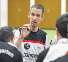  ?? ARCHIVFOTO: DEREK SCHUH ?? Daniel Kühn wird in Weingarten wieder als Trainer aktiv. Am Samstag coacht er erstmals die Frauenmann­schaft.