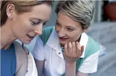  ??  ?? CON TILDA E ALBA
Tilda Swinton e Alba Rohrwacher in una scena di Io sono l’amore, film di Luca Guadagnino del 2009 prodotto da Melzi d’Eril.