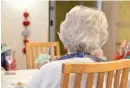  ?? FOTO: LINNEA DE LA CHAPELLE/
SPT ?? Det finns ojämlikhet­er i den vård som äldre får i hemmen och på serviceboe­nden, visar en undersökni­ng gjord av Institutet för hälsa och välfärd.