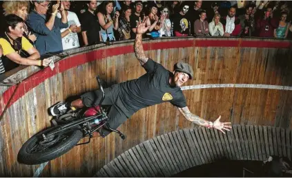  ?? Dave Nagel ?? Experience the Wall of Death with Rhett Rotten.