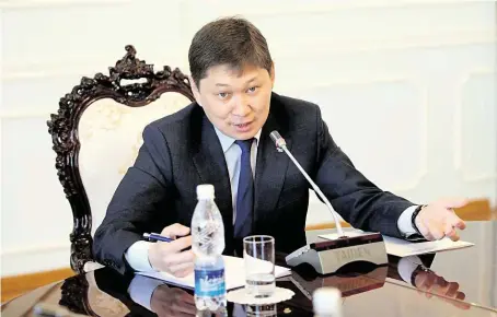  ?? Nový kyrgyzský premiér Sapar Isakov je osočován jako jeden z „autorů“podezřelé zakázky za 12 miliard korun pro český Liglass. FOTO WB ?? Českou firmu nedáme.