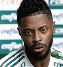  ?? Cesar Greco/Ag. Palmeiras/Divulgação ?? Michel Bastos afirma ter se surpreendi­do por ver seu nome na lista de dispensa feita pela torcida