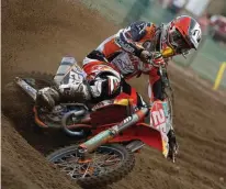  ??  ?? Yannig Kervella était aux côtés de Marvin Musquin lors de son premier titre mondial MX2.