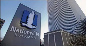  ?? DORAL CHENOWETH III / THE COLUMBUS DISPATCH ?? The One Nationwide building in Columbus is the home of Nationwide Insurance companies. At least 350 workers whose jobs are being cut are in Columbus.