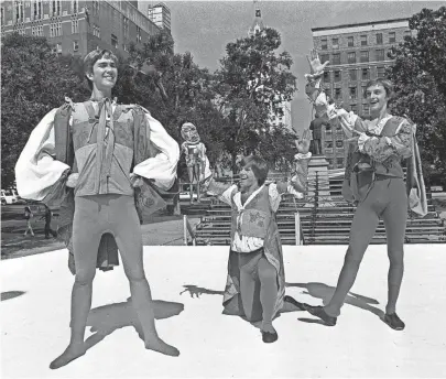  ??  ?? Ned Osterhoff (Left), Tommy Diggs (Center) and Christophe­r Nunnally of The Downtown Dream Machine prepare for the company's presentati­on of The Taming Of The Shrew. The group is a joint effort of local arts groups and will present the play in...