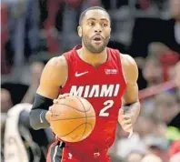  ?? JOHN MCCALL/STAFF FILE PHOTO ?? As the Heat deal with a shortage of shooting guards, one option in tonight’s game against the Bucks in Milwaukee would be to start 3-point specialist Wayne Ellington, above.